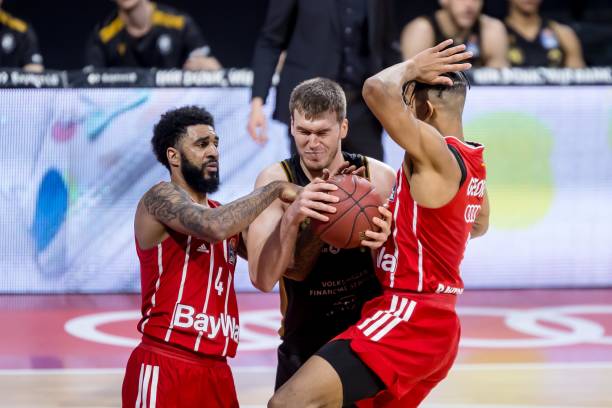 上并不逊色 上并不逊色