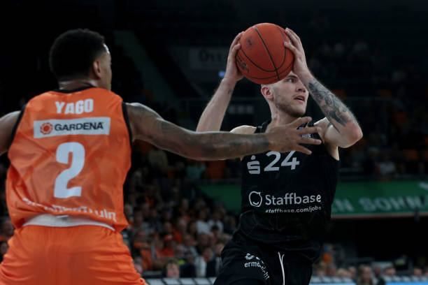 国乃至世界 国乃至世界